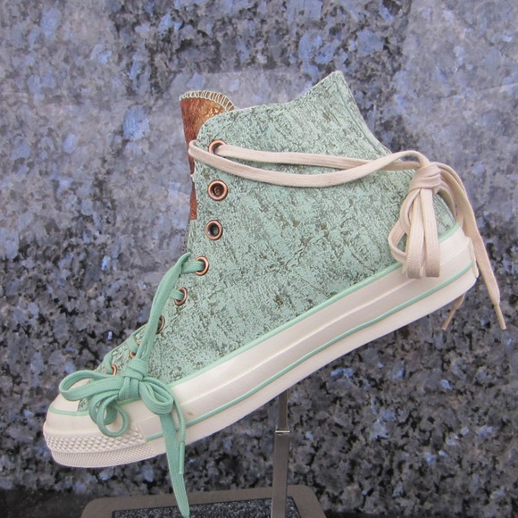 Converse Chuck Taylor 70 Hi-Top (LIMITED EDITION) - Picture 4 of 5